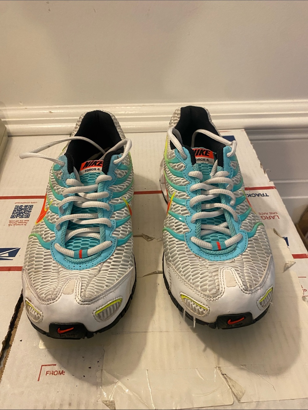 Nike Air size 9.5 Sneakers good condition